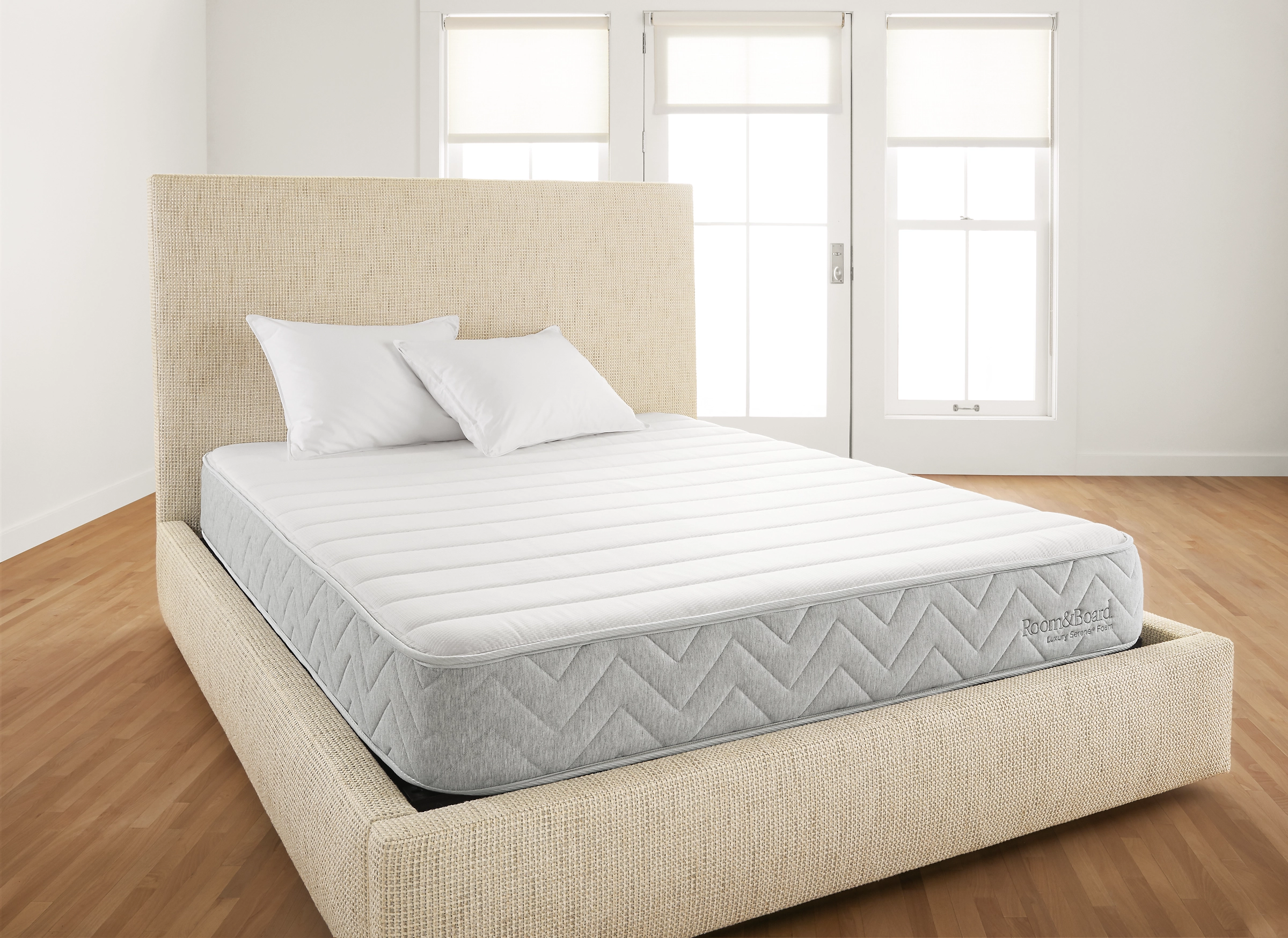 Luxury Mattress Serene® Foam Queen Mattress 4 Luxury Mattress Serene® Foam Queen Mattress - Image 2