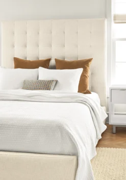 Avery Queen Bed 25 Avery Queen Bed -Furniture Discount Shop avery 021129 20e1