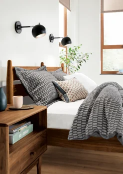 Grove Queen Bed -Furniture Discount Shop camber 376625 17e