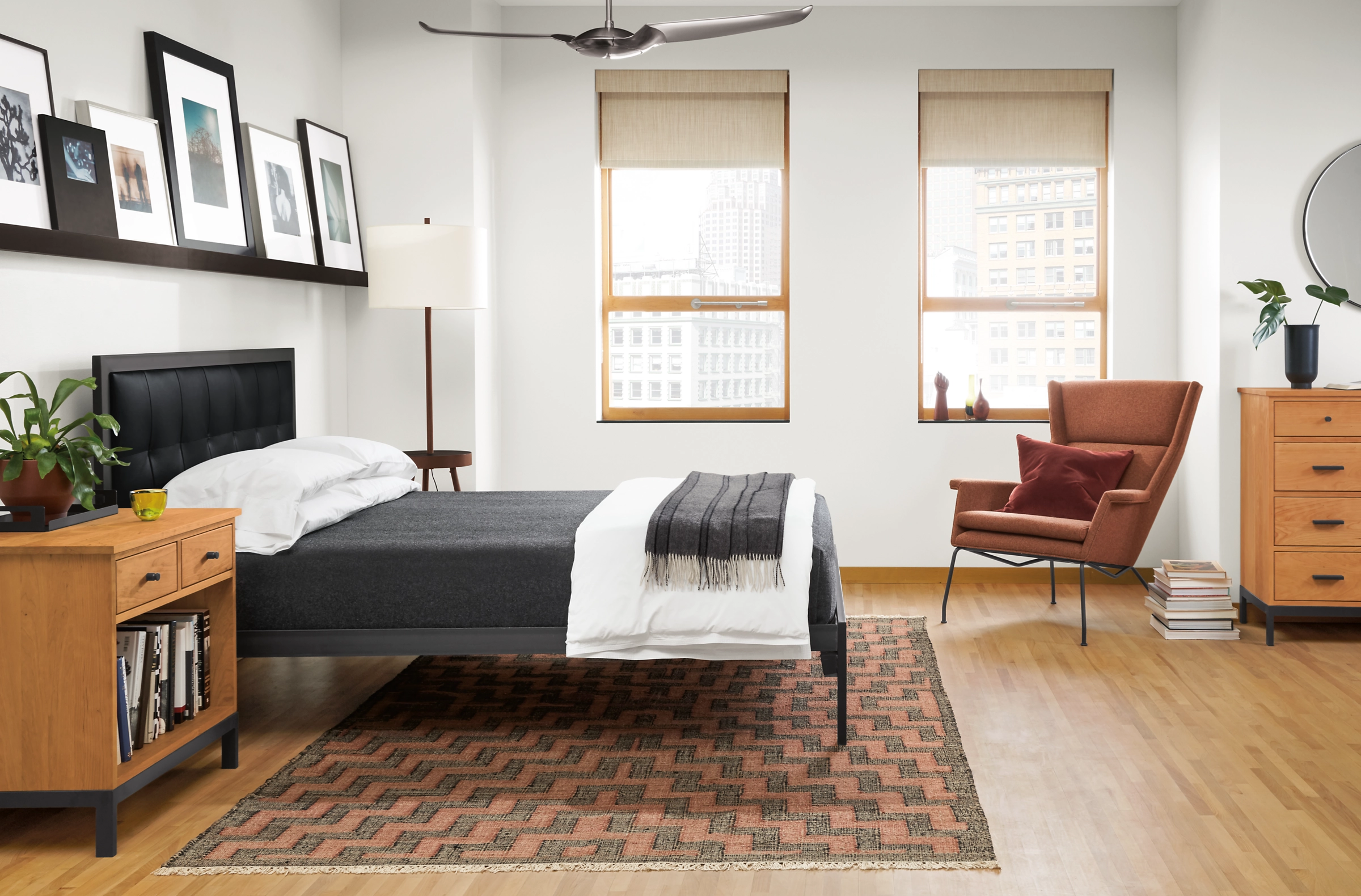 Chapman Queen Bed 5 Chapman Queen Bed - Image 3