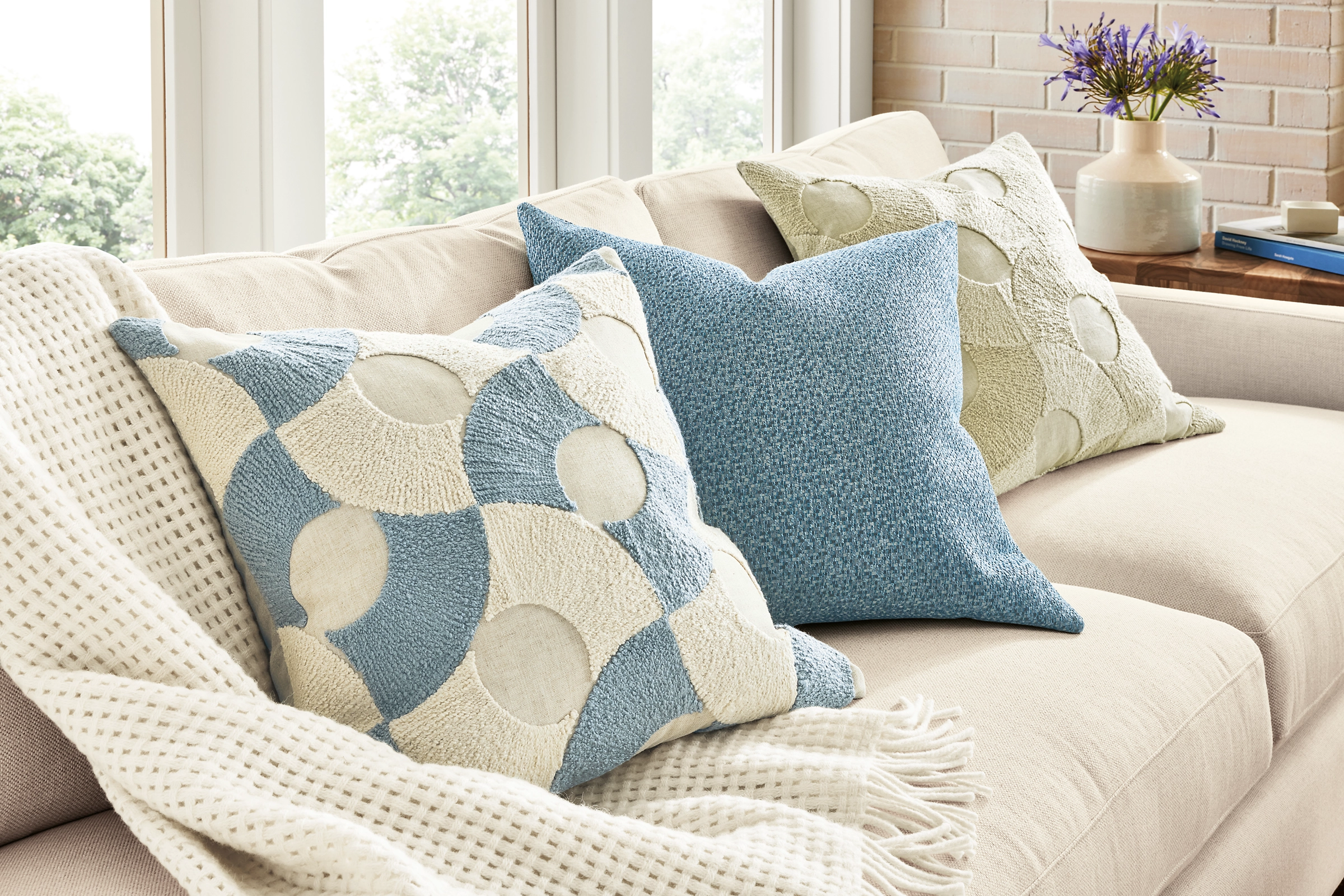 Linger 103x103" Three-Piece Sectional 10 Linger 103x103" Three-Piece Sectional - Image 8