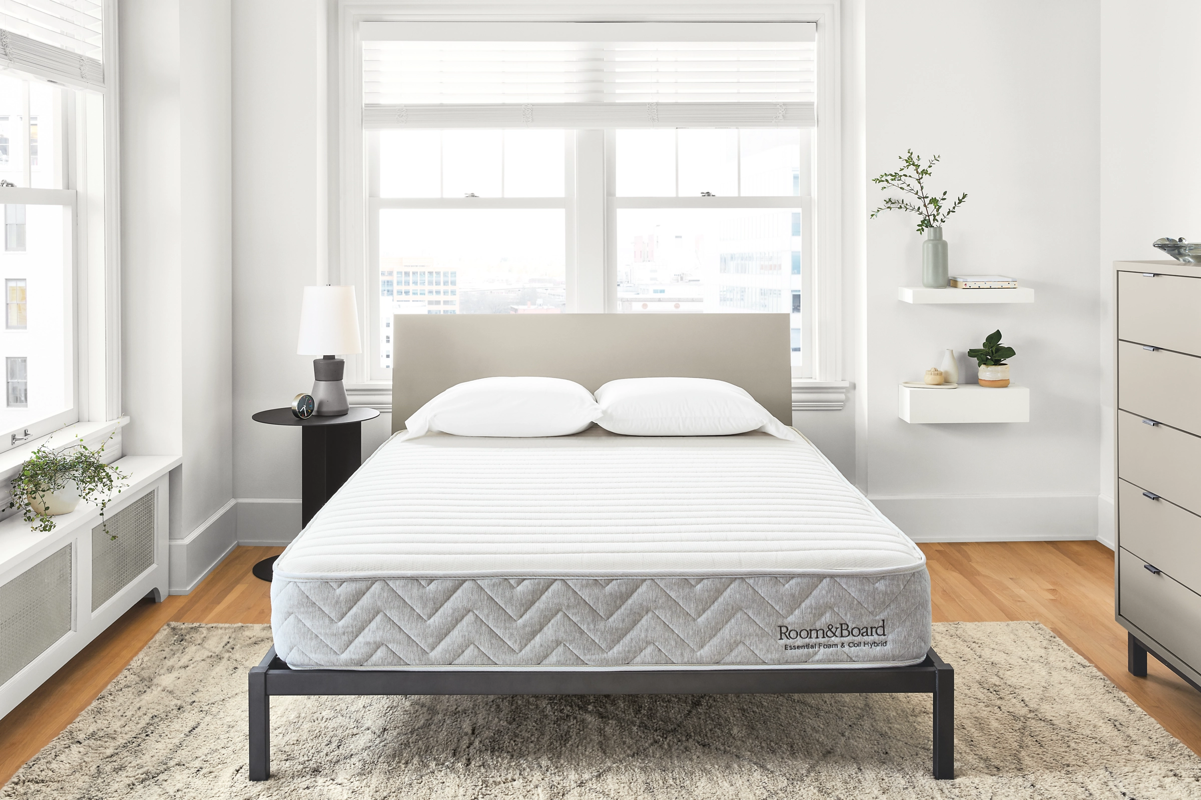 Essential Mattress Foam & Coil Hybrid Queen Mattress 5 Essential Mattress Foam & Coil Hybrid Queen Mattress - Image 3