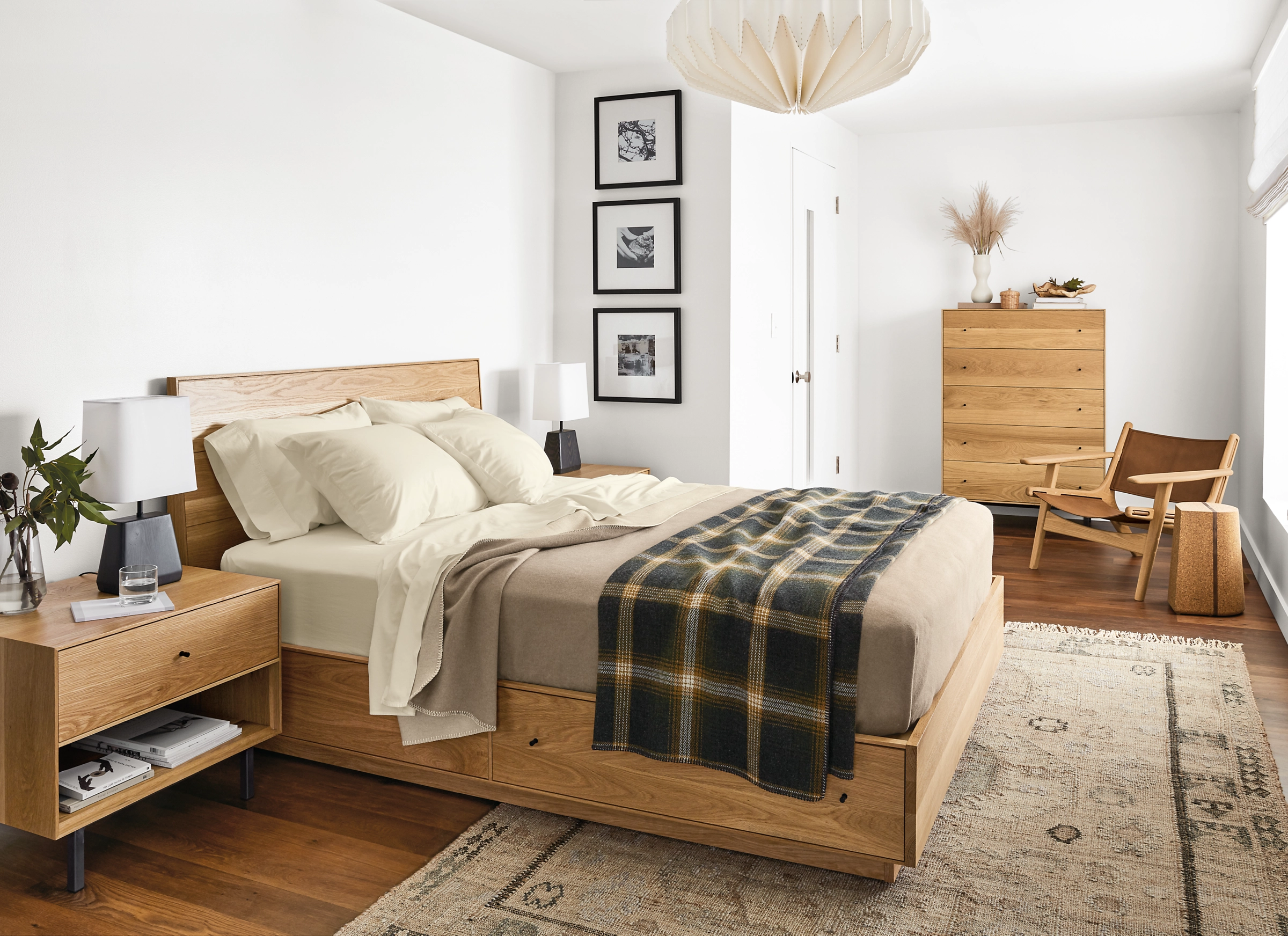 Hudson Queen Storage Bed 6 Hudson Queen Storage Bed - Image 4