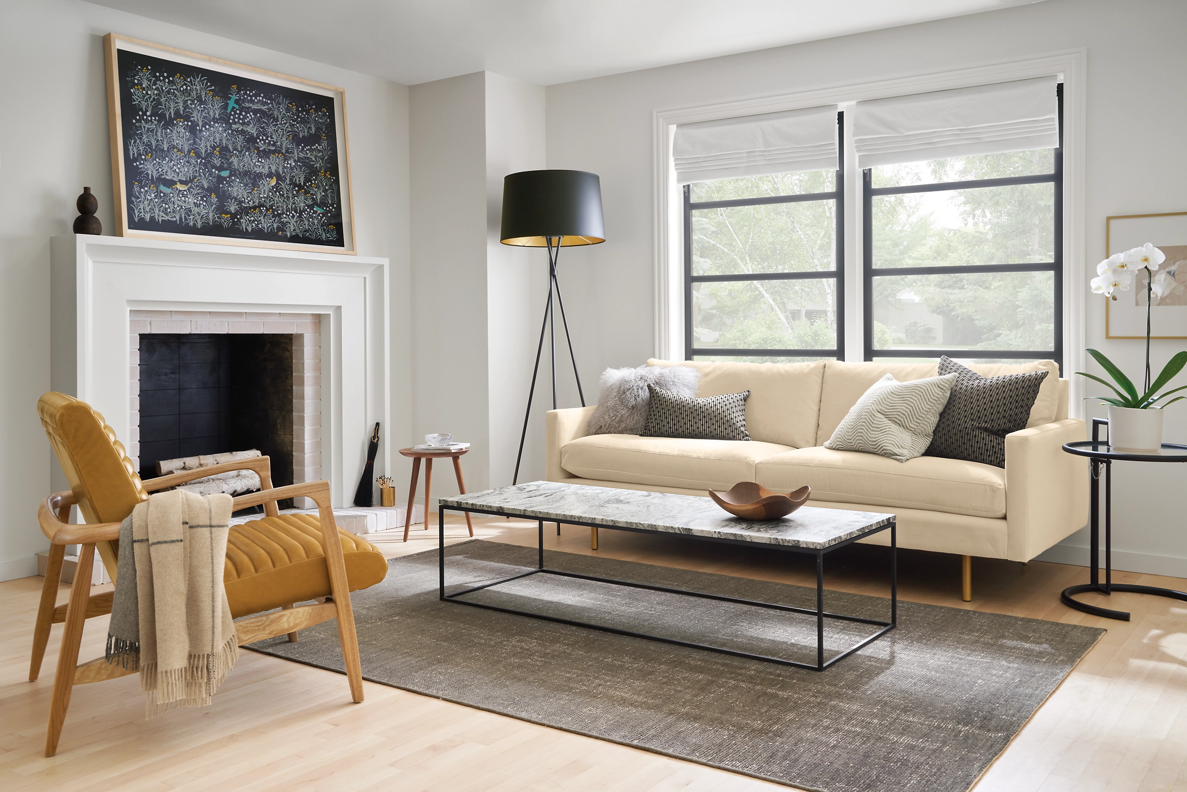 Eileen Gray 20 Diam 25-40h Round End Table 14 Eileen Gray 20 Diam 25-40h Round End Table - Image 12