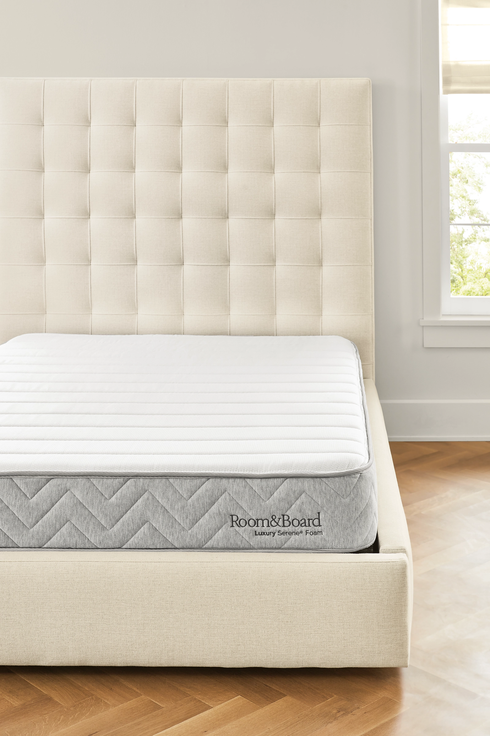 Luxury Mattress Serene® Foam Queen Mattress 3 Luxury Mattress Serene® Foam Queen Mattress