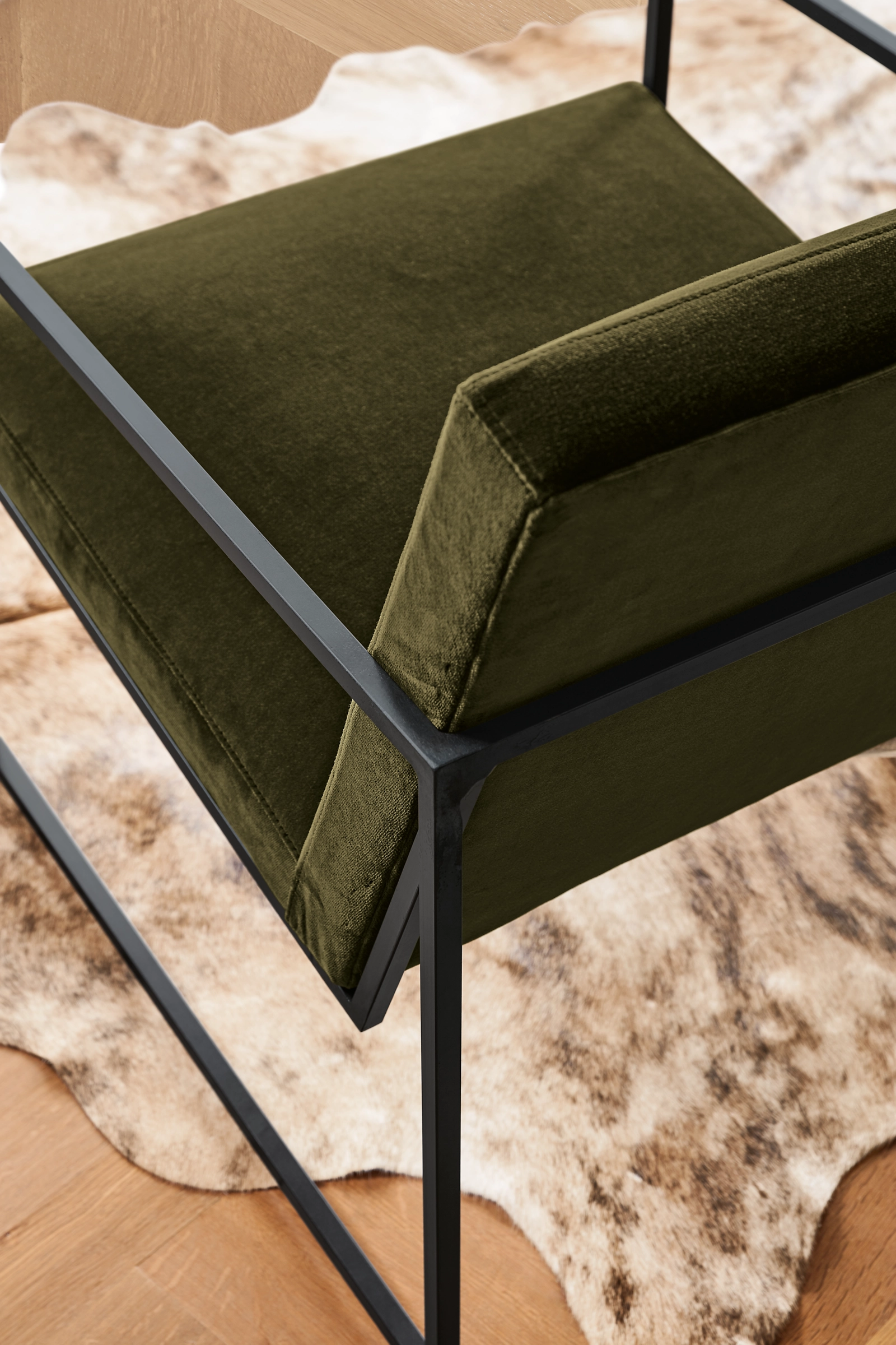 Novato Chair 3 Novato Chair